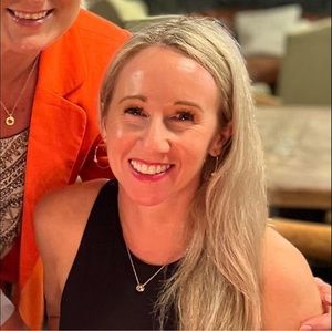 Meet your Posher, Nicolle